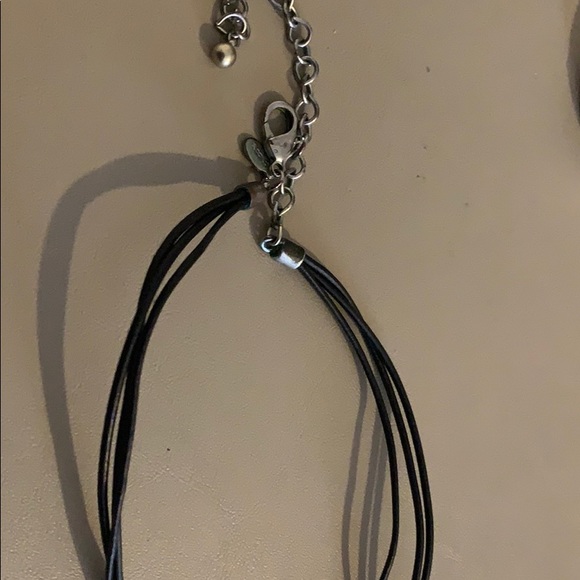 Vintage style necklaces and matching bracelets set - Picture 3 of 4